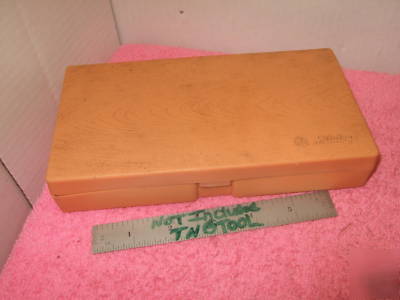 New thread micrometer mitutoyo 226-137 w/anvils ovr 800 