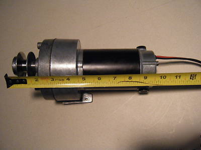 12V dc motor with gear reduction pulley 12 amp 1/10 hp