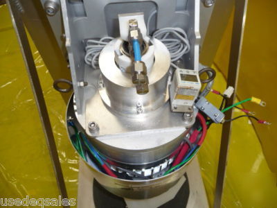 Clamshell drive 028147890-00 R028147890-00 amat used