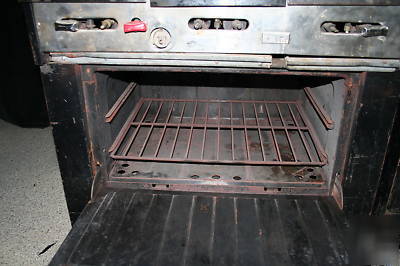 Garland 6 burner stove range with oven propane gas