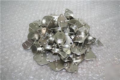 Lot of 67 stmicroelectronics LM217K linear regulators