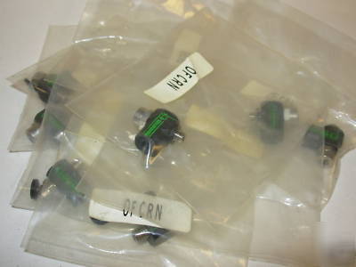 Numatics flow controls for 10-32 ports lot of 8 