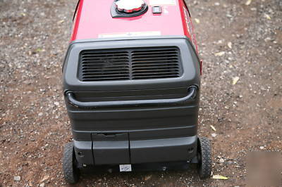 Honda inverter EU3000IS generator excellent condition 