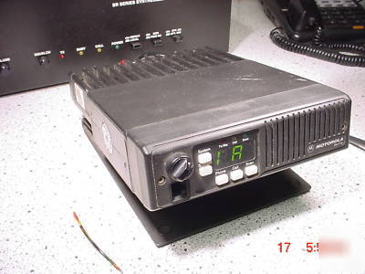 Motorola 900 mhz privacy plus trunking mobile radio