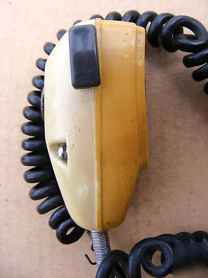Motorola tmn 6054A micor microphone and cable