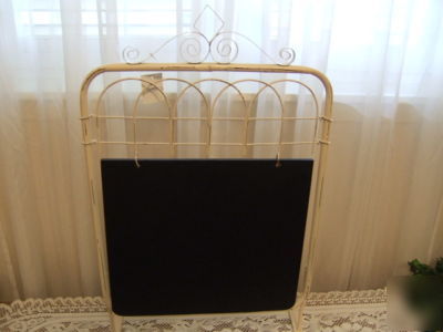 Chic n shabby boutique restaurant menu chalk board sign