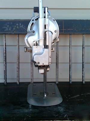 Eastman 555 industrial-knife cutting machine 5' blade