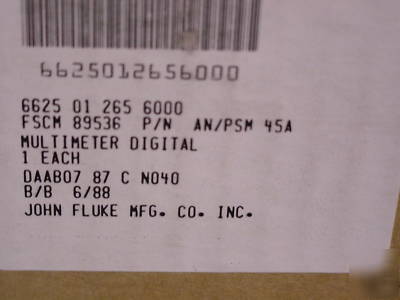 New fluke 27/fm multimeter w/80K-6 high voltage probe 