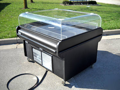 Southern store fixture refrigerated island merchandiser