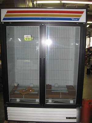2-door true freezer model gdm-49F