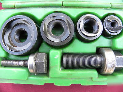 Greenlee ball bearing knockout punch set no.735BB