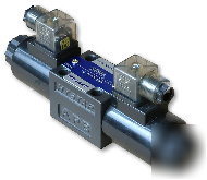 Hystar hydraulic directional valve D03 110 volt closed 