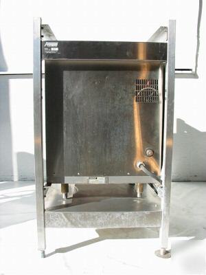 Used accutemp electric steam & hold convection steamer
