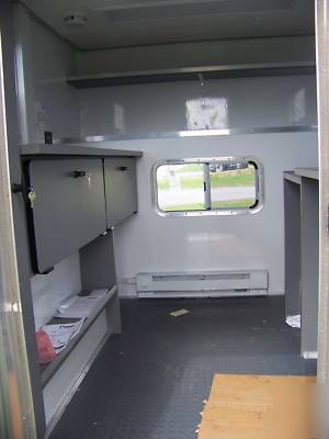 New custom built in bed workstation for 8' pickup 