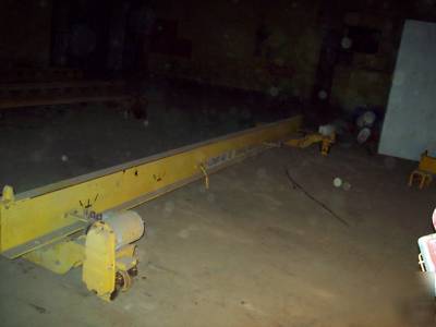Bridge crane, beam 18 foot 10 inches