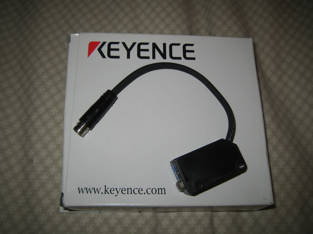 New keyence pz-M32P sensor japan