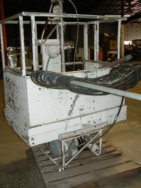 Spider staging co.w/s.s.cable electric man lift manlift