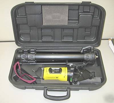 Eurotru euro tru self-leveling laser w/ tripod & case