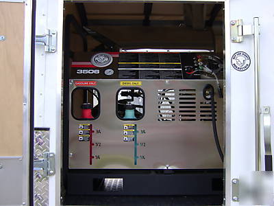 Hot water pressure washer trailer mounted, mobile wash