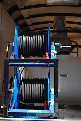 Hot water pressure washer trailer mounted, mobile wash