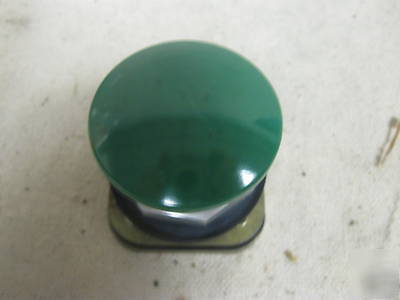 New 800T-d allen bradley green mushroom head pushbutton 