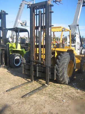 Sellick 8000# rough terrain forklift gas powered