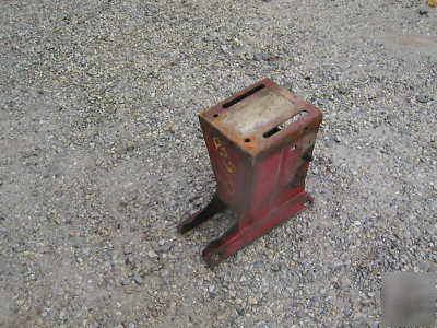 Farmall 460 560 tractor mini seat base