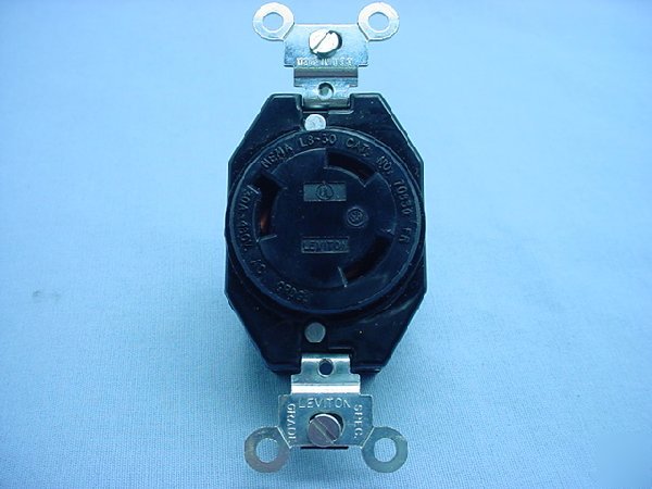 Leviton L8-30 locking receptacle outlet 30A 480V