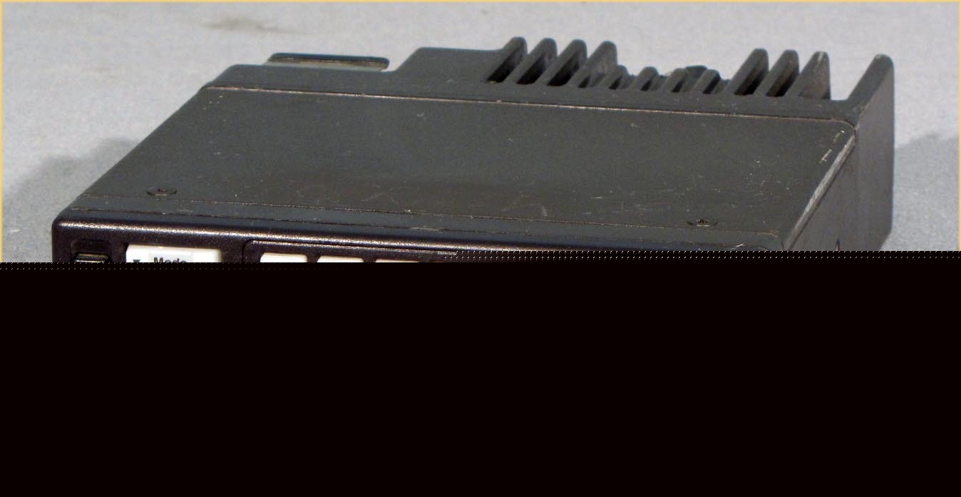 *motorola astro analog spectra uhf radio, D04QKH9PW7AN