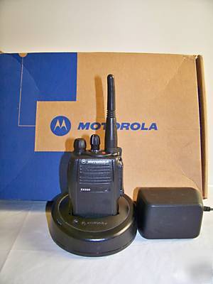 Motorola EX500 police fire two way raidos ham uhf 4WATT
