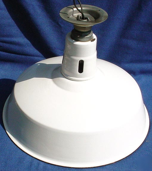 White enamel retro metal industrial ceiling lamp 16.75