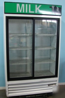 Beverage air slm-48 two door display cooler