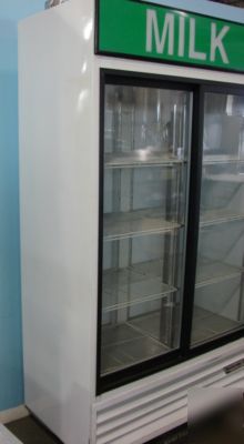 Beverage air slm-48 two door display cooler