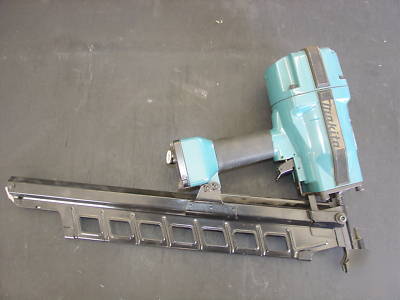 New makita AN8300 pneumatic framing air nailer 3 1/2