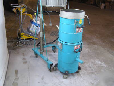 Ribo industrial vacuum cleaner