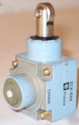 Square-d schneider t-e zck-E64 N9943 micro switch