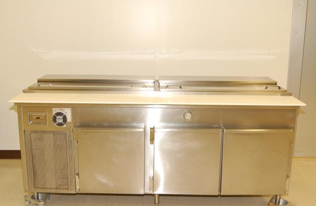 Wasserstrom custom 3-door pizza prep, 84