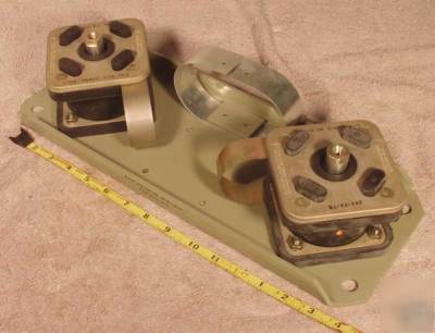 4 barry controls 2K2 shock mount vibration isolator