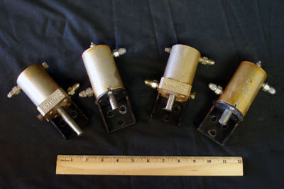 Four pneumatic hold down & positioning clamp (C3001)