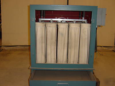 Torit dust/chip collector w/20 vertical shaker bags 