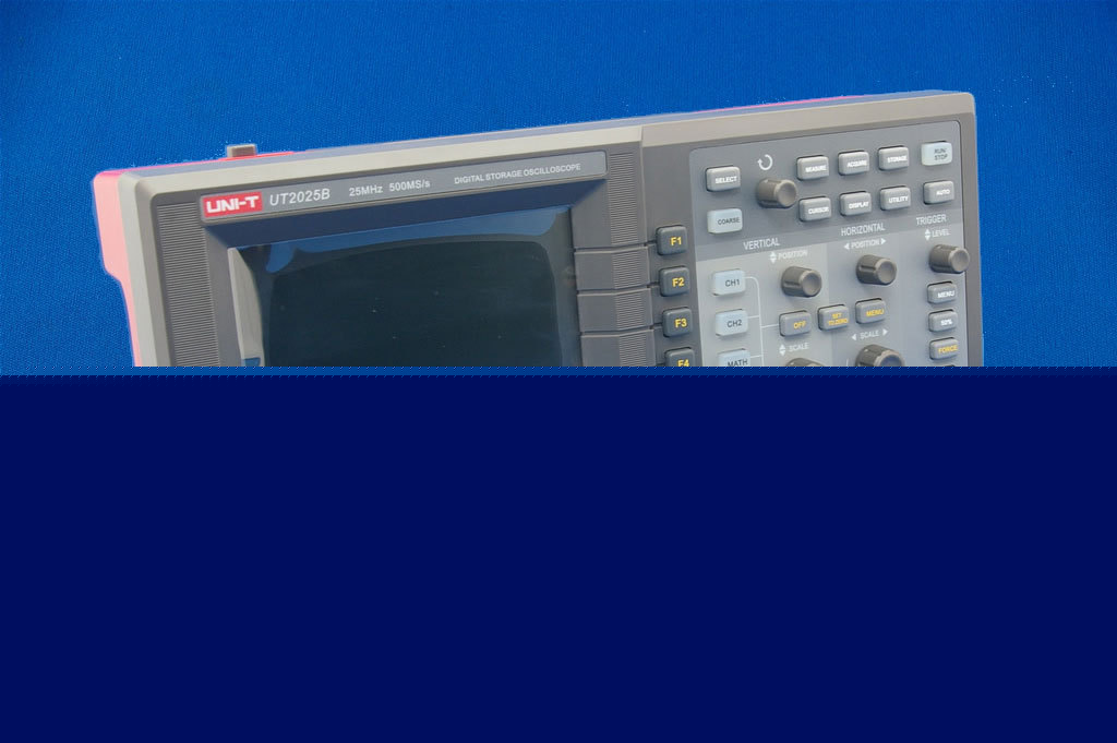 Uni-t UT2025B 25MHZ digital storage oscilloscope