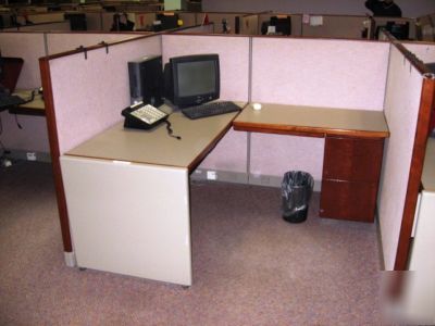 Office furniture cubicles for telemarketing/cust. serv.