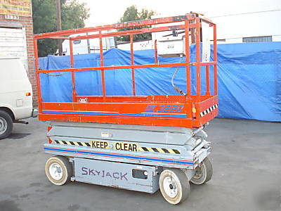 Skyjack 3220 electric scissorlift