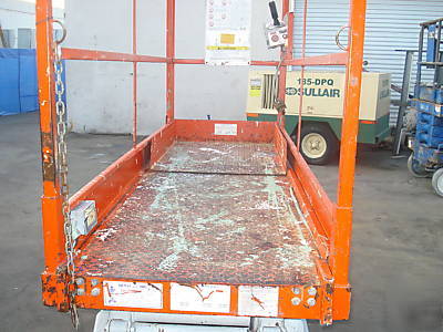 Skyjack 3220 electric scissorlift