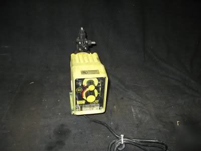Lmi milton roy A341-155S metering pump