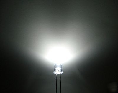 (100) 5MM white led 20000 mcd flat head wide angle usa