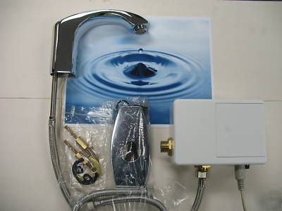 Faucet - AF16 acdc automatic hands free faucet