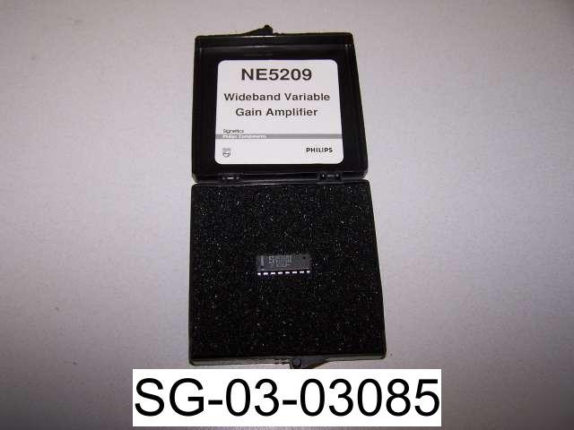Philips NE5209 wideband variable gain amplifier