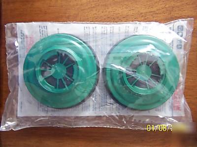 2 willson replacement chemical cartridge respirator T04