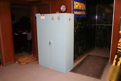 Justrite acid corrosive chemical storage 65